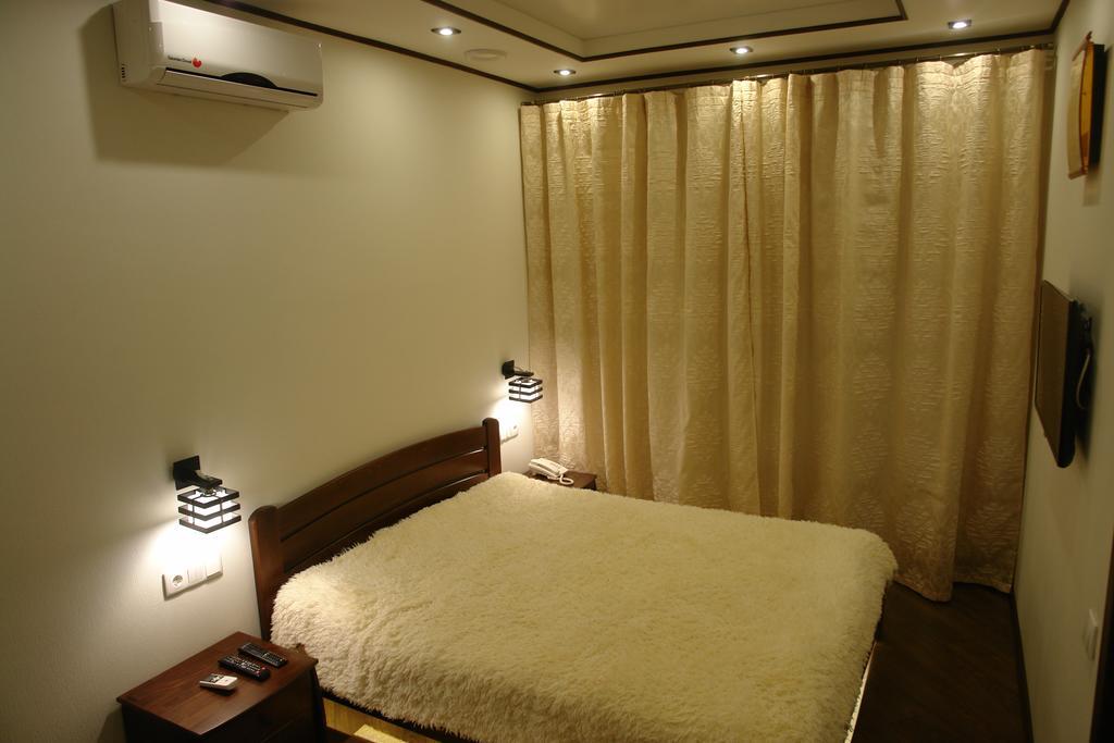Hotel Sicilia TTchornomorsk Extérieur photo